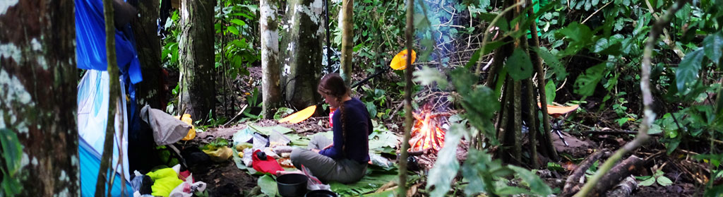 Preparing dinner in the jungle - Amazonia